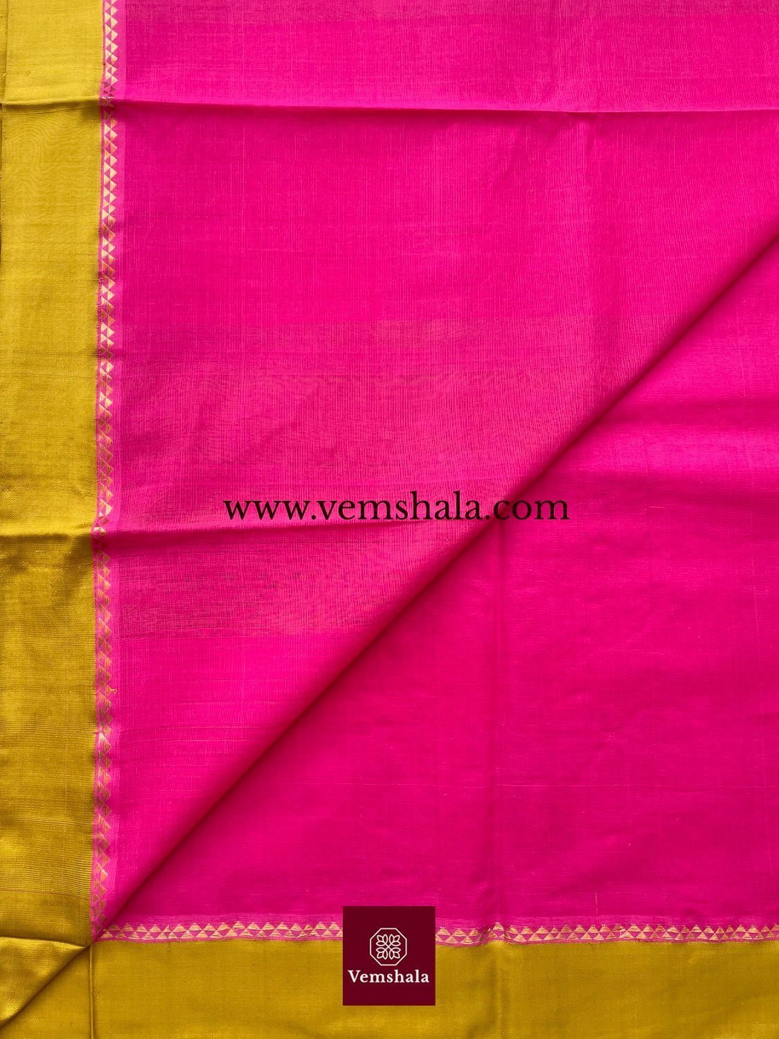 Hot Pink / Light Green Ponduru Cotton Saree : Pankhuri - Vemshala
