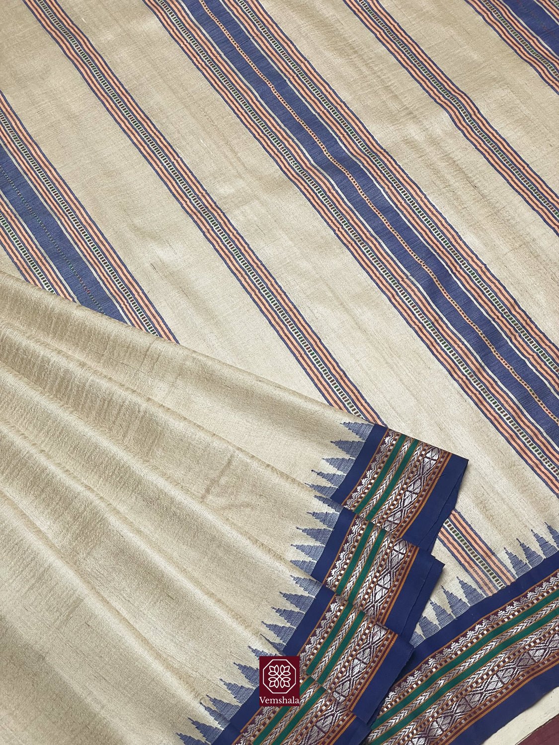 Natural / Blue Karvati Kinar Tussar Silk Vidarbha Saree - Vemshala