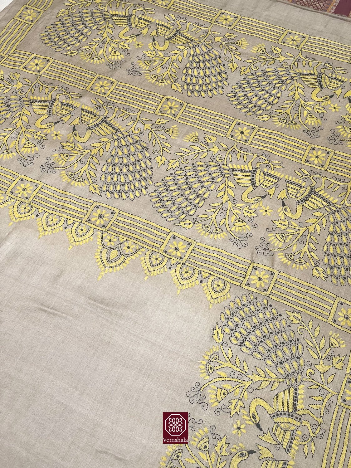 Natural / Yellow Tussar Silk Kantha Hand Embroidered Saree - Vemshala