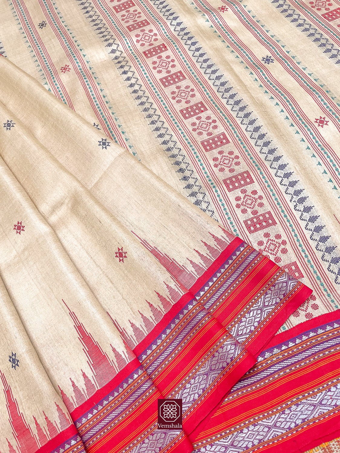 Red / Blue Jala Karvati Kinar Tussar Silk Saree - Vemshala