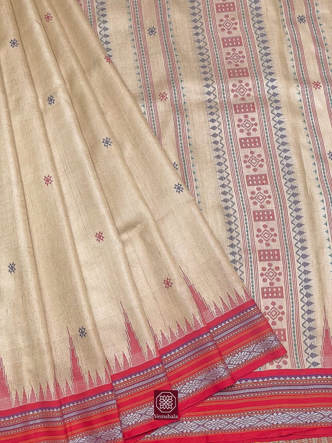 Red / Blue Jala Karvati Kinar Tussar Silk Saree - Vemshala
