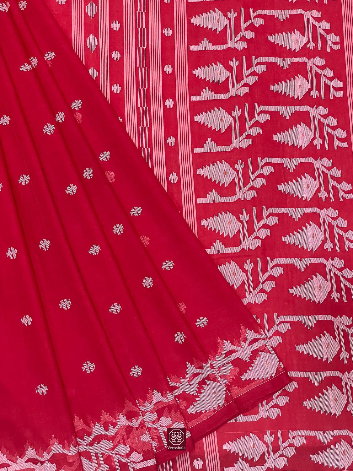 Red / Ecru Cotton Jamdaani Saree - Vemshala