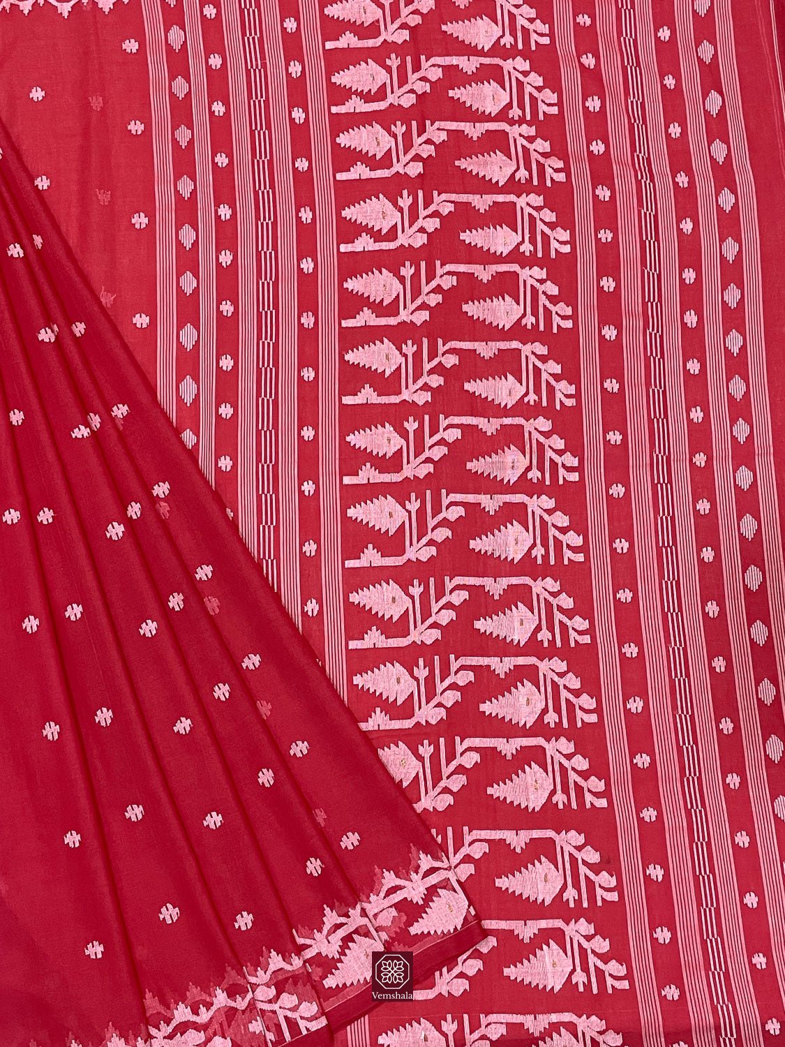 Red / Ecru Cotton Jamdaani Saree - Vemshala